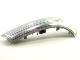 VW Golf MK5 [04-09] - Integrated Wing Mirror Indicator